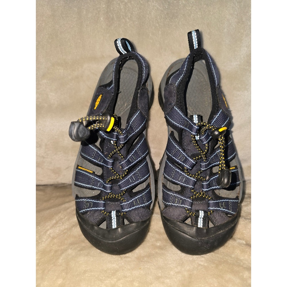 Womens Keens size 6 1/2
